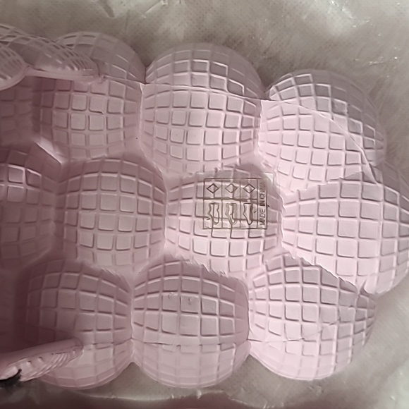 Pink Bubble Slides - Picture 6 of 8